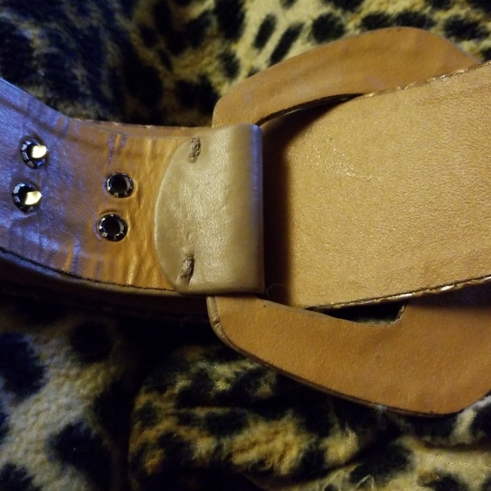 Belt - Picture 3 of 4